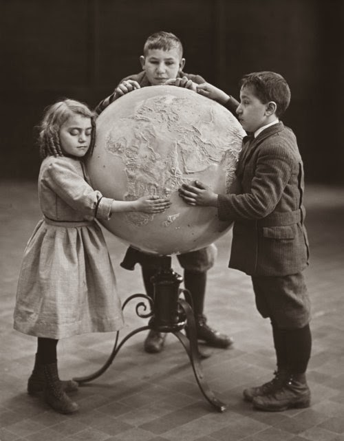 1914 mapemonde.jpg